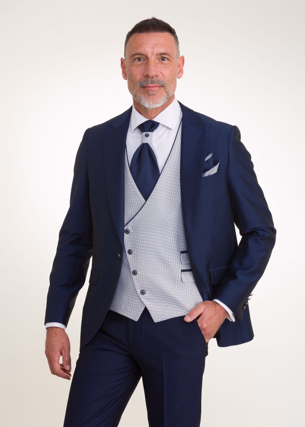 CHALECO +CORBATA LINO CLEMENTE